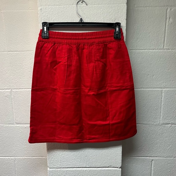 LOFT Bright Red A-Line Skirt. Size Small - Picture 3 of 4